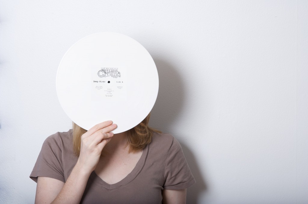 nat white vinyl